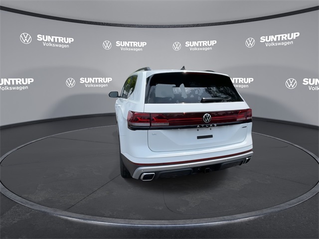 2025 Volkswagen Atlas Peak Edition SE Technology photo 14