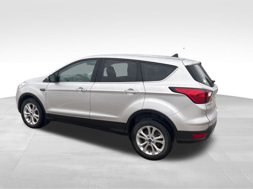 2019 Ford Escape SE photo 3