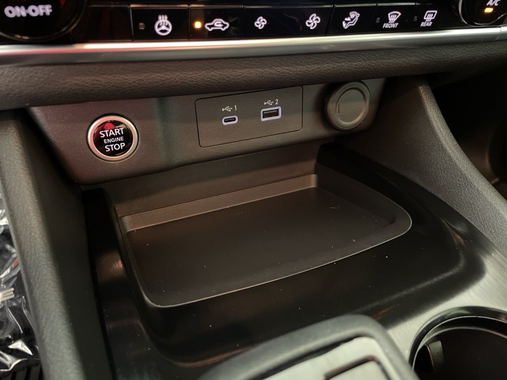2023 Nissan Rogue SV photo 31