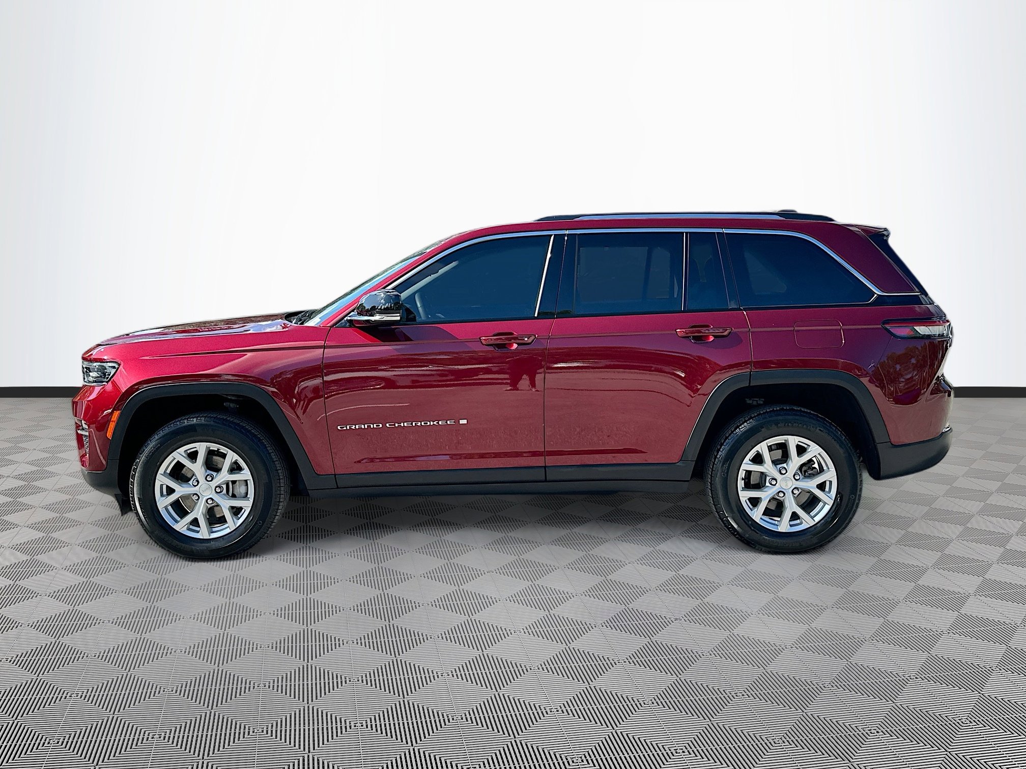 2023 Jeep Grand Cherokee Limited photo 4