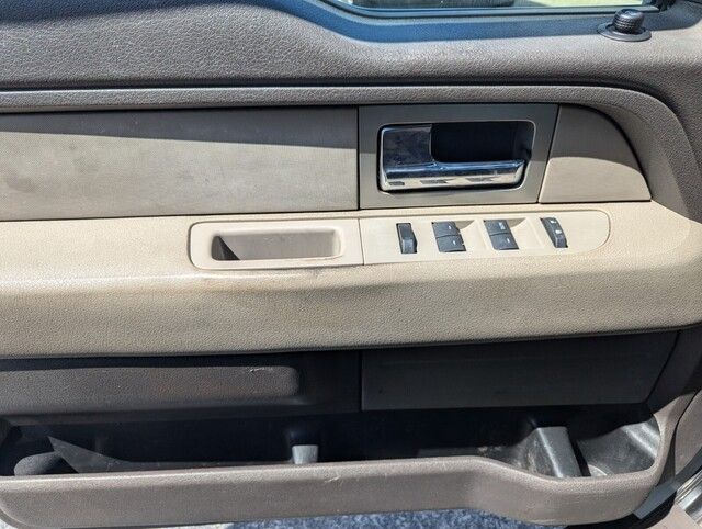 2010 Ford F-150 photo 21