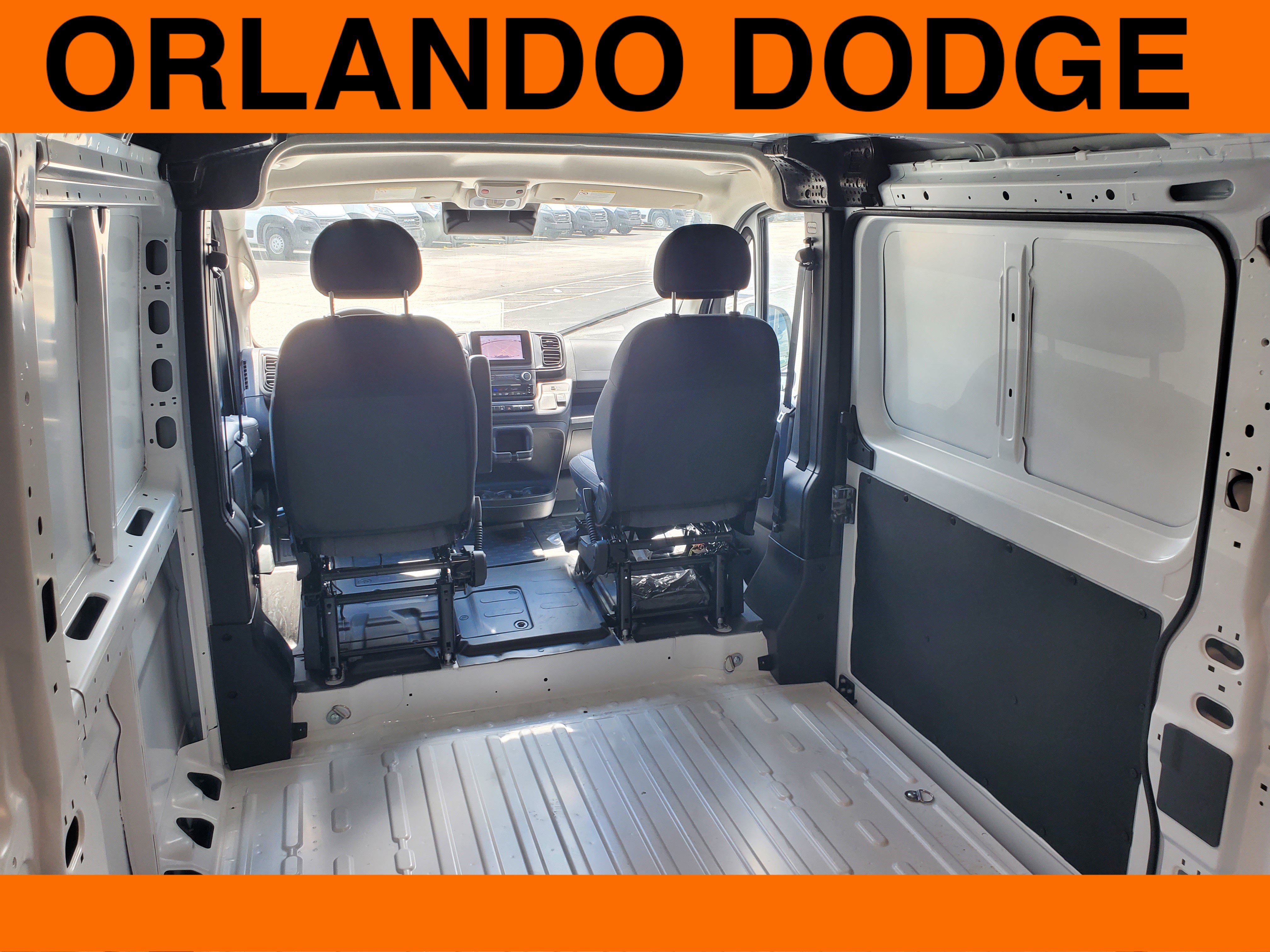 2024 Ram ProMaster 2500 photo 2