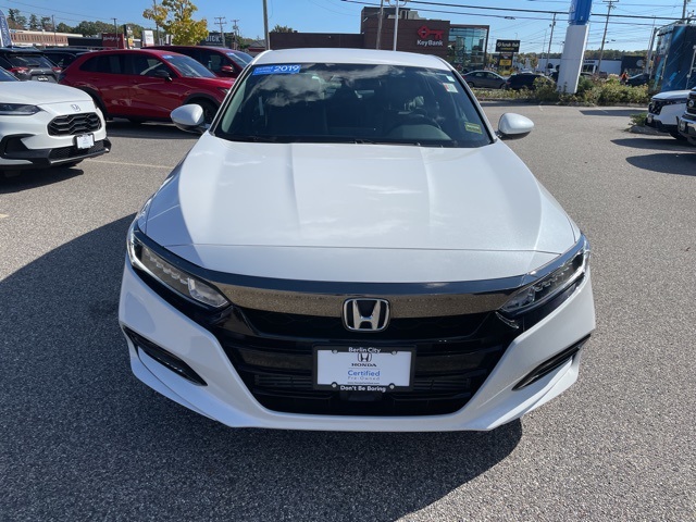2019 Honda Accord Sport photo 2
