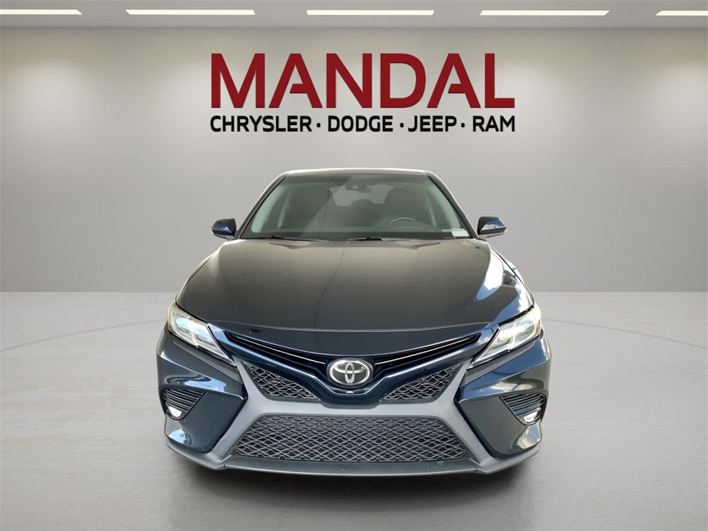 2019 Toyota Camry L photo 3
