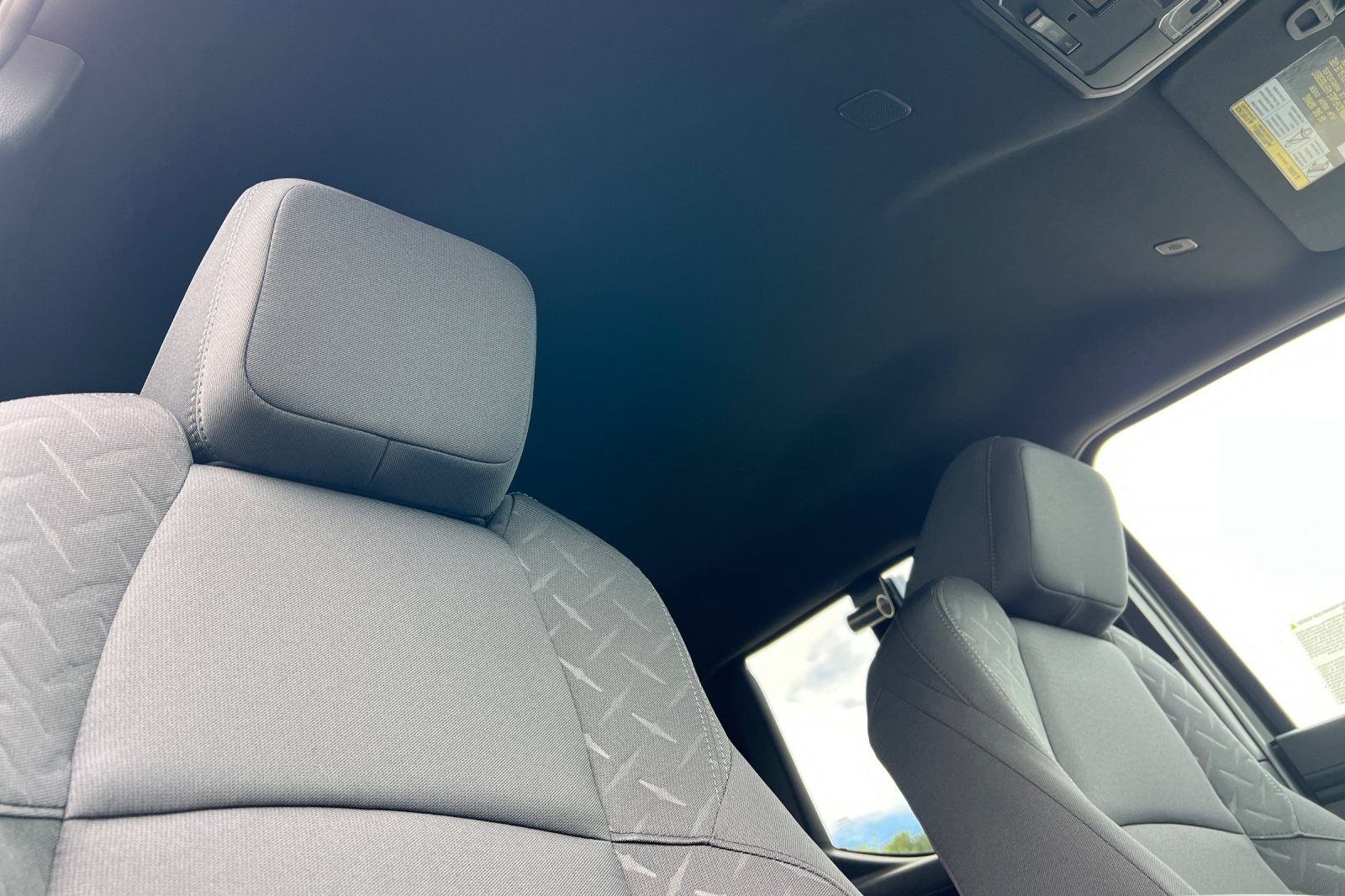 2025 Toyota Tacoma SR5 4x4 Double Cab photo 17