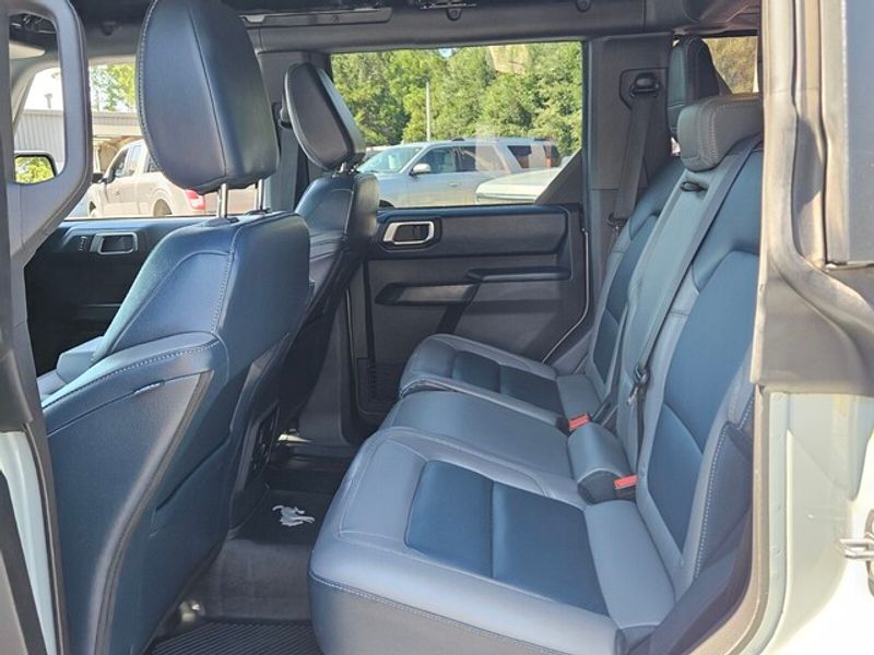 2024 Ford Bronco Outer Banks photo 4