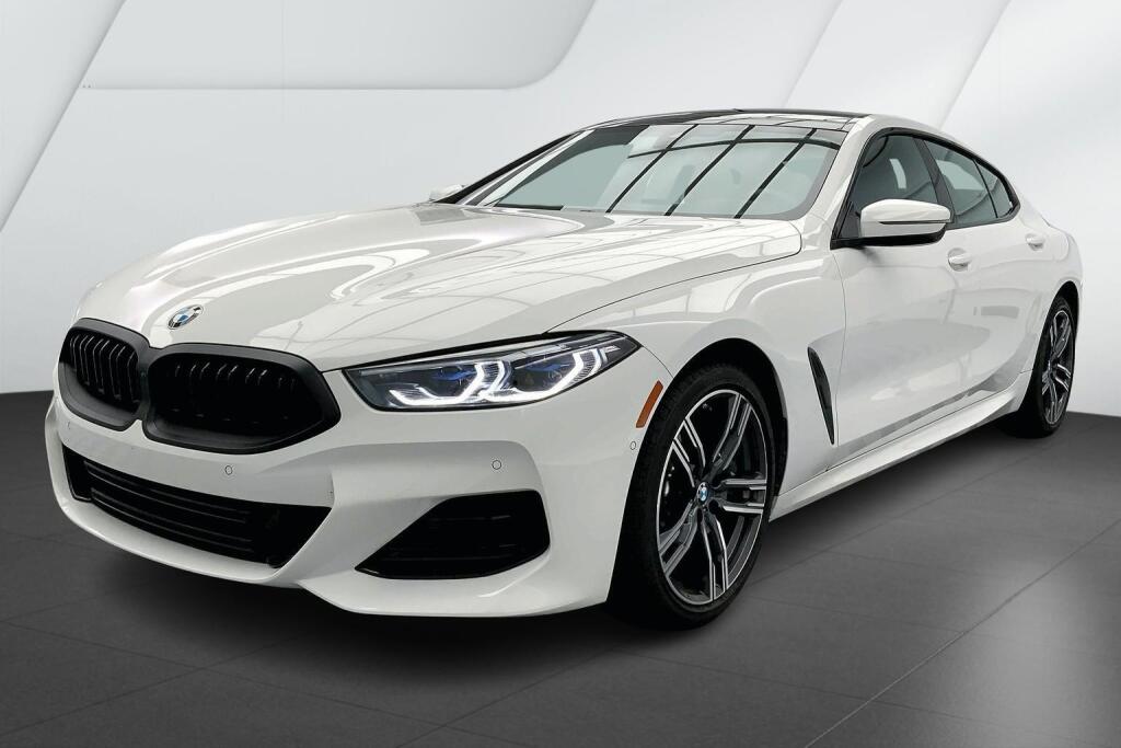 2025 BMW 8 Series 840i's photo