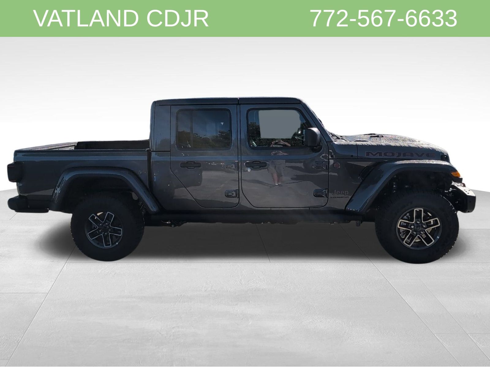 2025 Jeep Gladiator Mojave photo 5