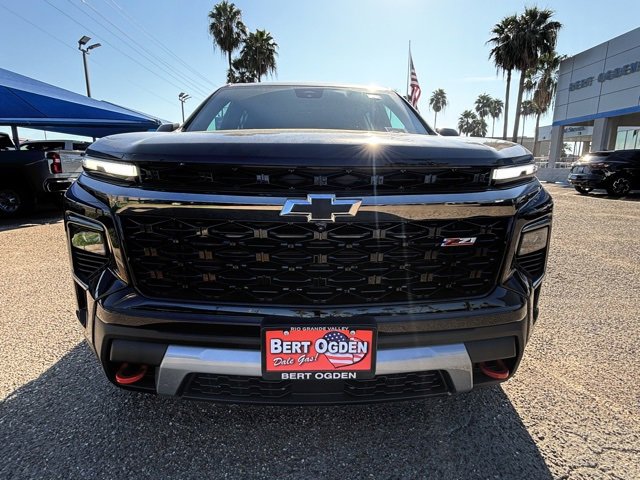 2026 Chevrolet Traverse Z71 photo 2