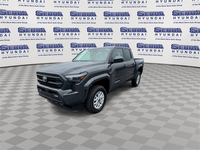 2024 Toyota Tacoma SR5 photo 4