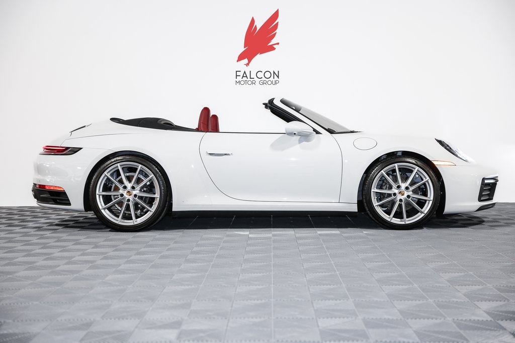 2022 Porsche 911 Base's photo