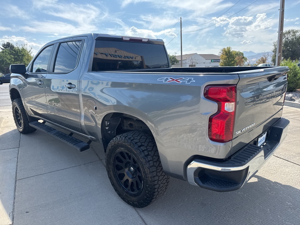 2020 Chevrolet Silverado 1500 LT photo 4
