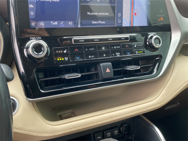 2021 Toyota Highlander Platinum photo 27