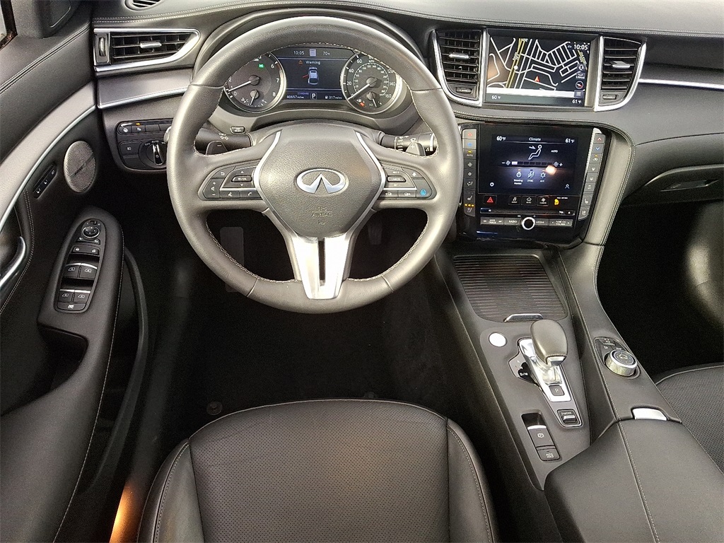 2023 Infiniti QX55 Essential photo 10