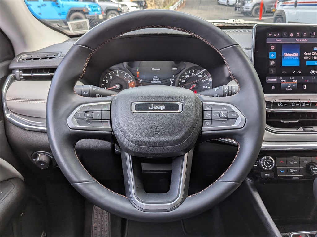 2022 Jeep Compass Limited photo 13