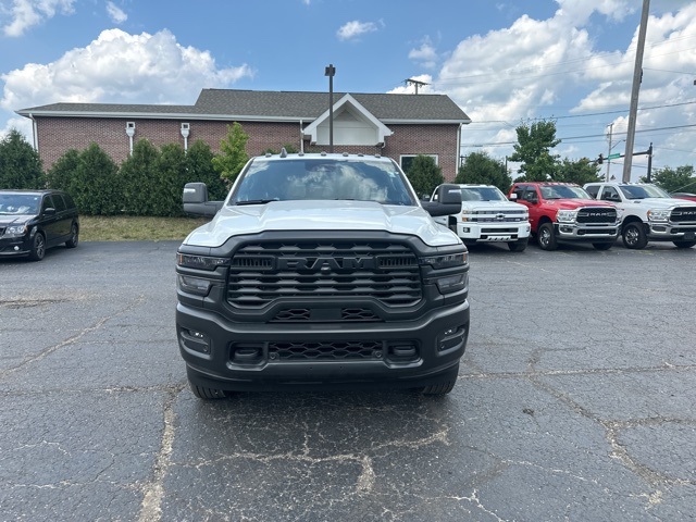 2025 Ram 3500 Tradesman photo 3