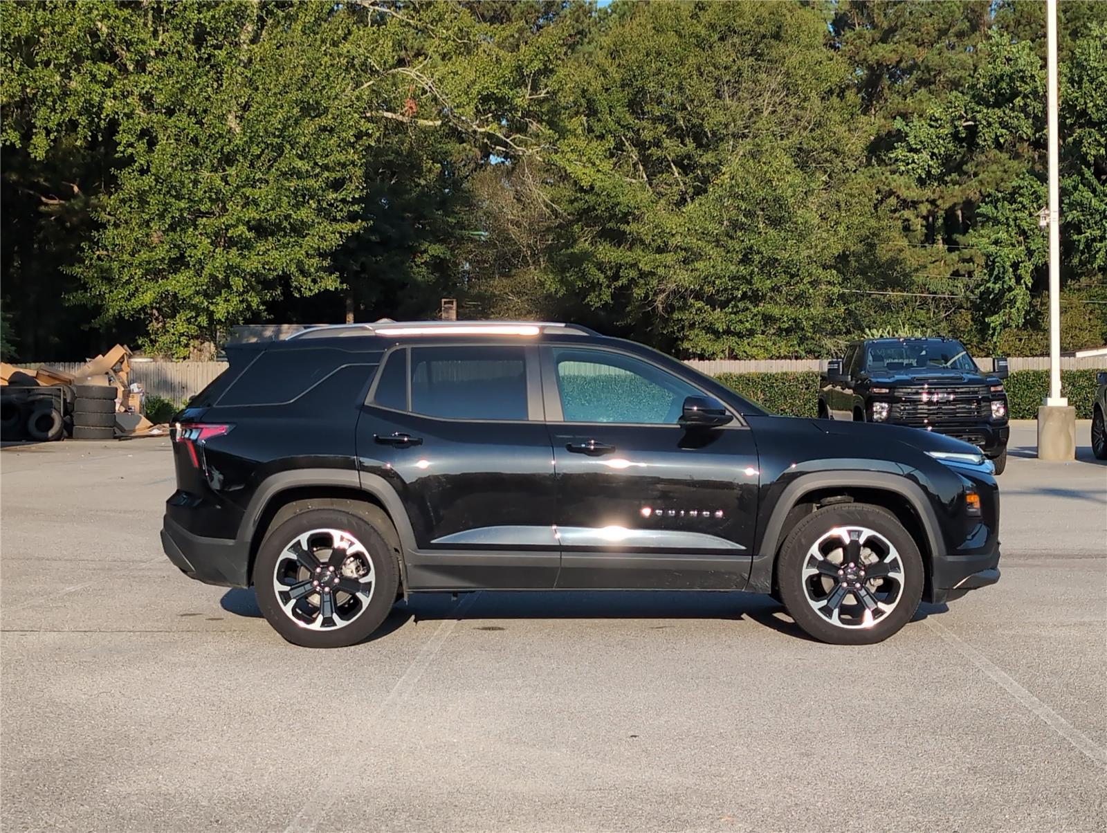 2025 Chevrolet Equinox LT photo 6