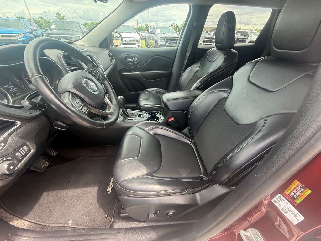 2019 Jeep Cherokee Latitude photo 7