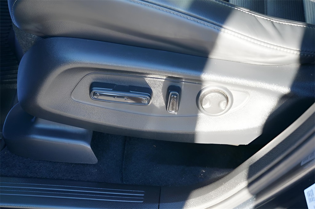 2023 Honda CR-V EX-L photo 16