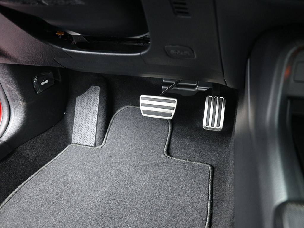 2025 Honda Civic Hatchback Sport photo 23