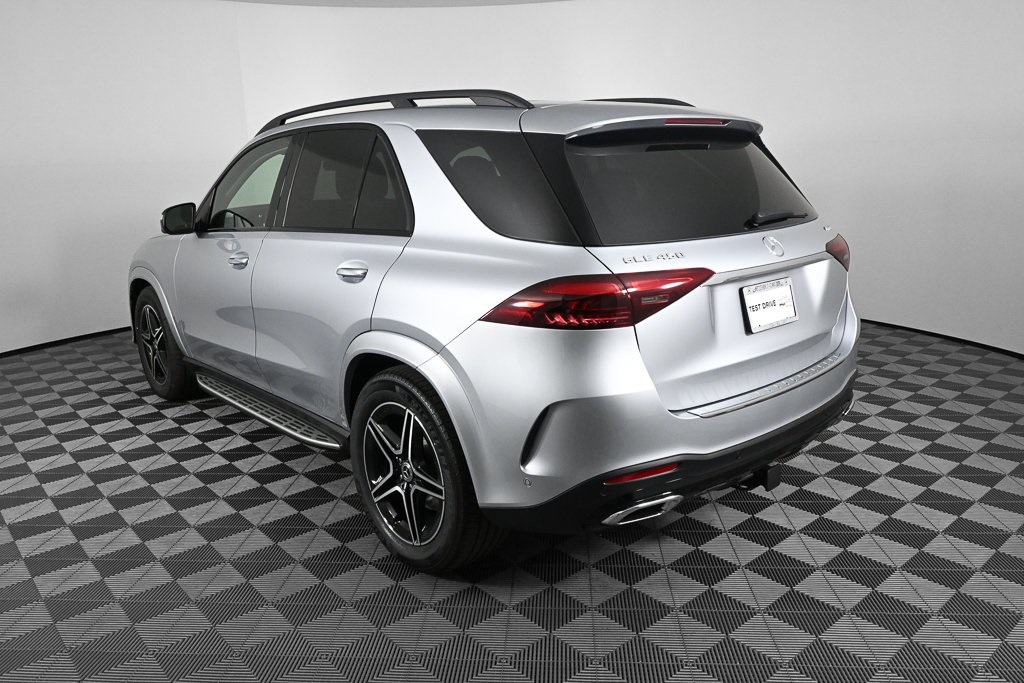 2026 Mercedes Benz GLE 450 4MATIC photo 4