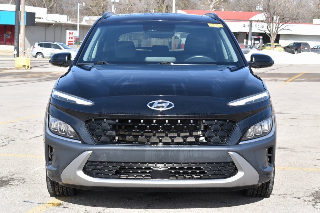 Used 2022 Hyundai Kona Limited with VIN KM8K5CA37NU925729 for sale in Kansas City