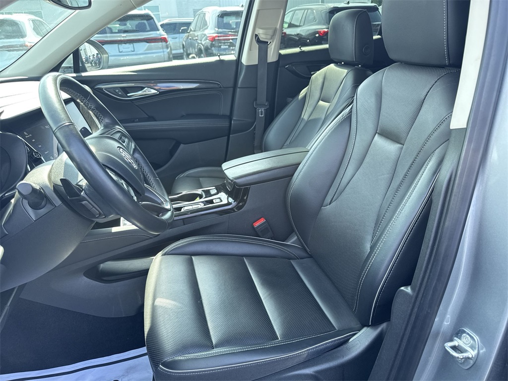 2023 Buick Envision Essence photo 17