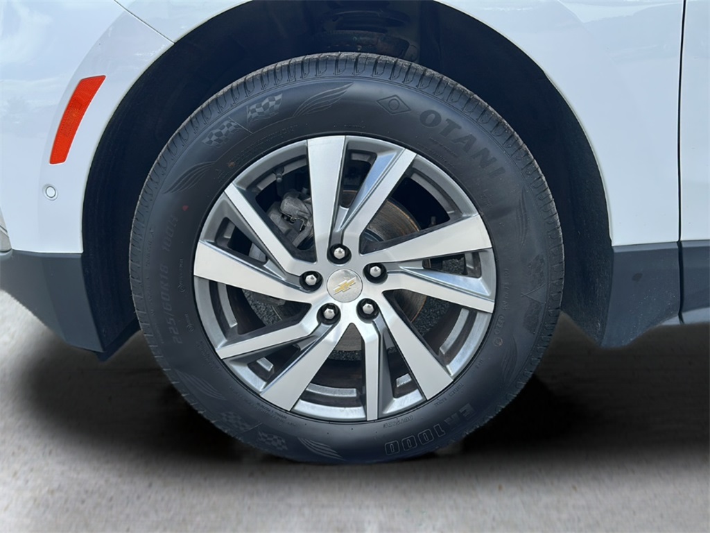 2022 Chevrolet Equinox Premier photo 21