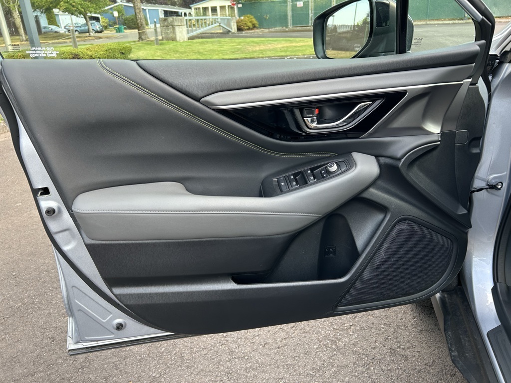 2023 Subaru Outback Onyx Edition XT photo 10