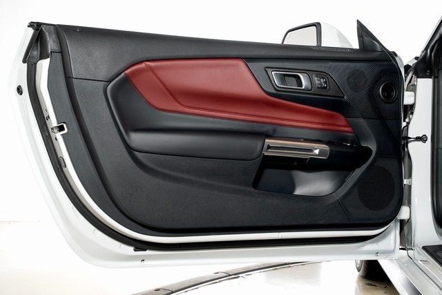 2024 Ford Mustang GT Premium Convertible photo 38