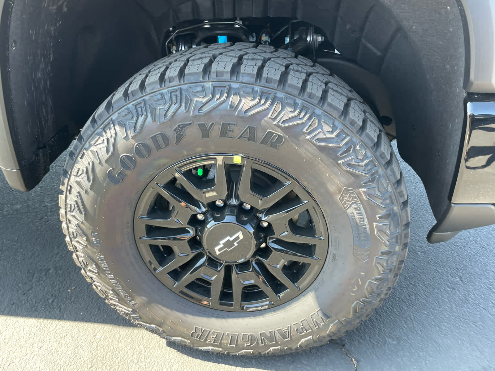 2025 Chevrolet Silverado 2500HD ZR2 photo 16