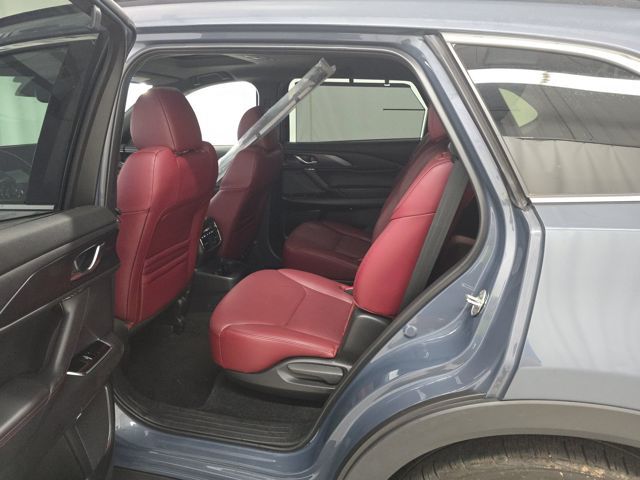 2023 Mazda CX-9 Carbon photo 3