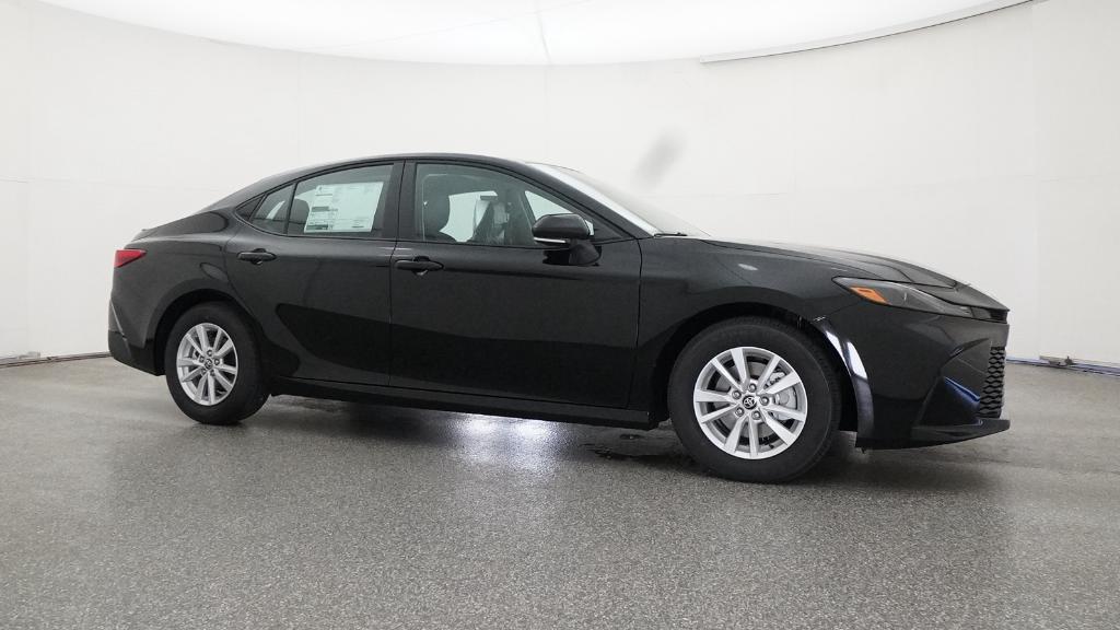 2026 Toyota Camry LE photo 28