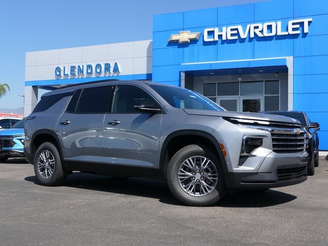 2026 Chevrolet Traverse LT's photo