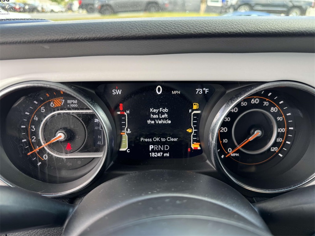 2021 Jeep Wrangler Unlimited Islander photo 24