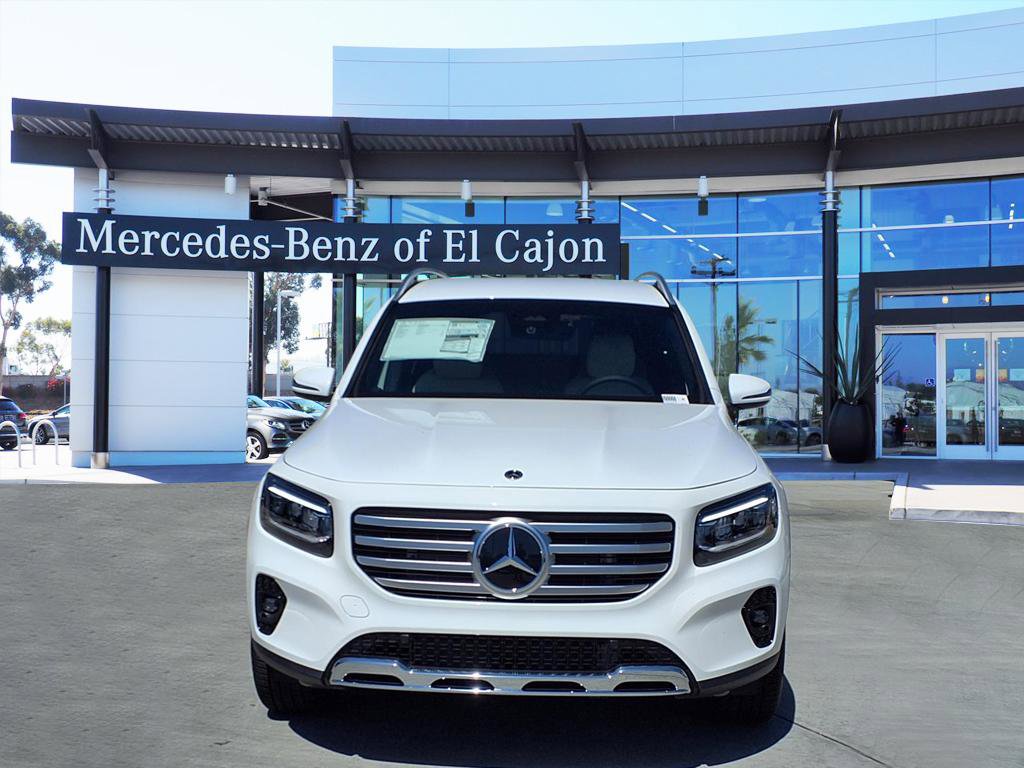 2026 Mercedes Benz GLB 250 photo 2