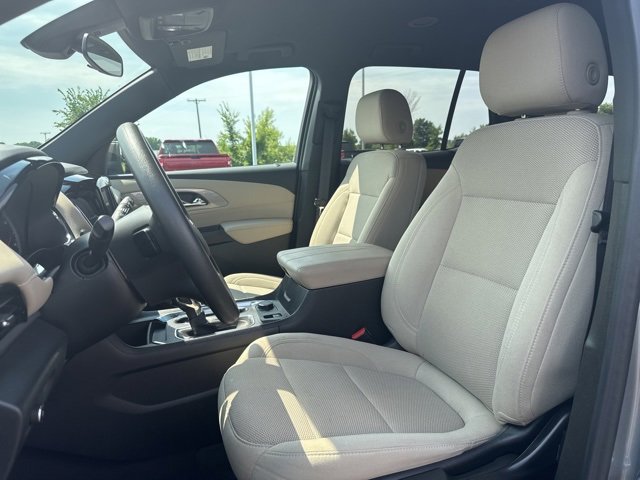 2023 Chevrolet Traverse LS photo 8