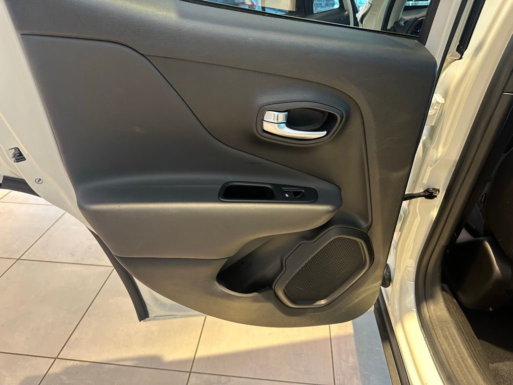 2021 Jeep Renegade Trailhawk photo 12