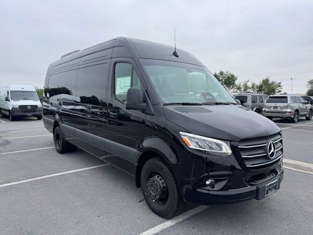 2025 Mercedes-Benz Sprinter Cargo Van Base's photo
