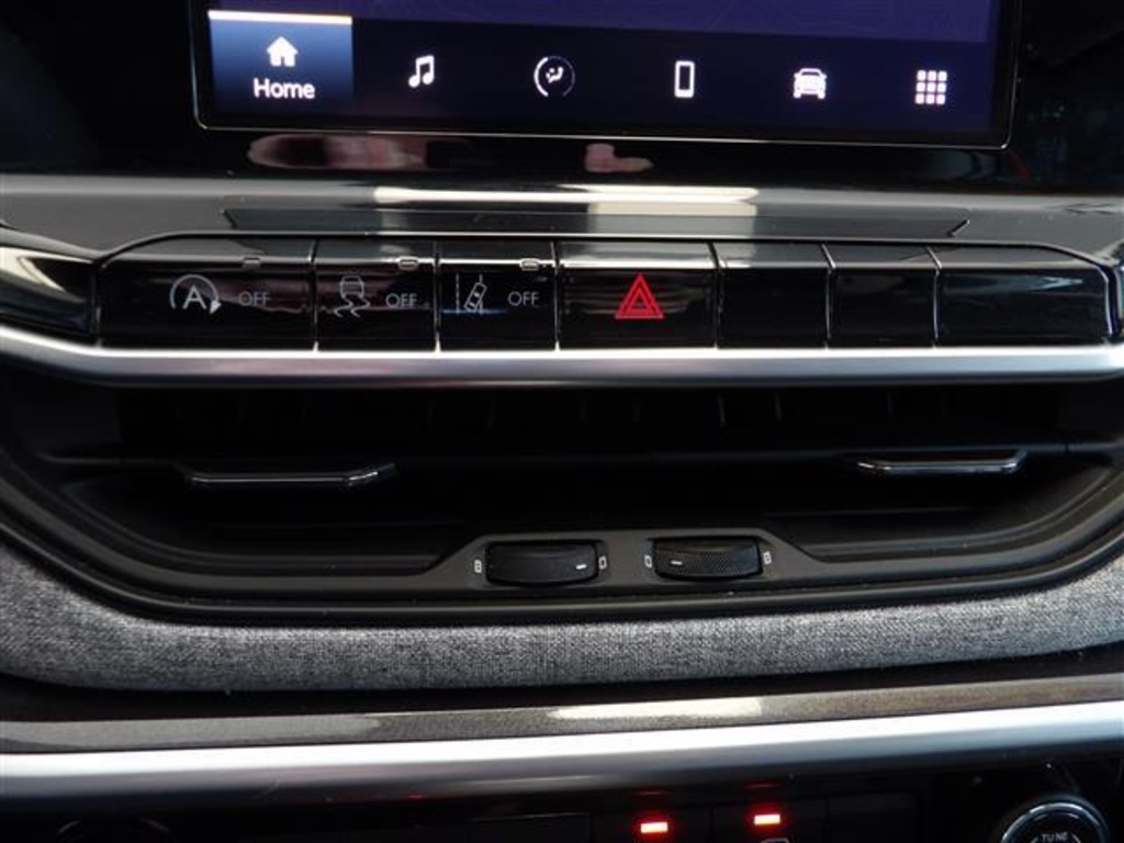 2022 Jeep Compass Latitude photo 32