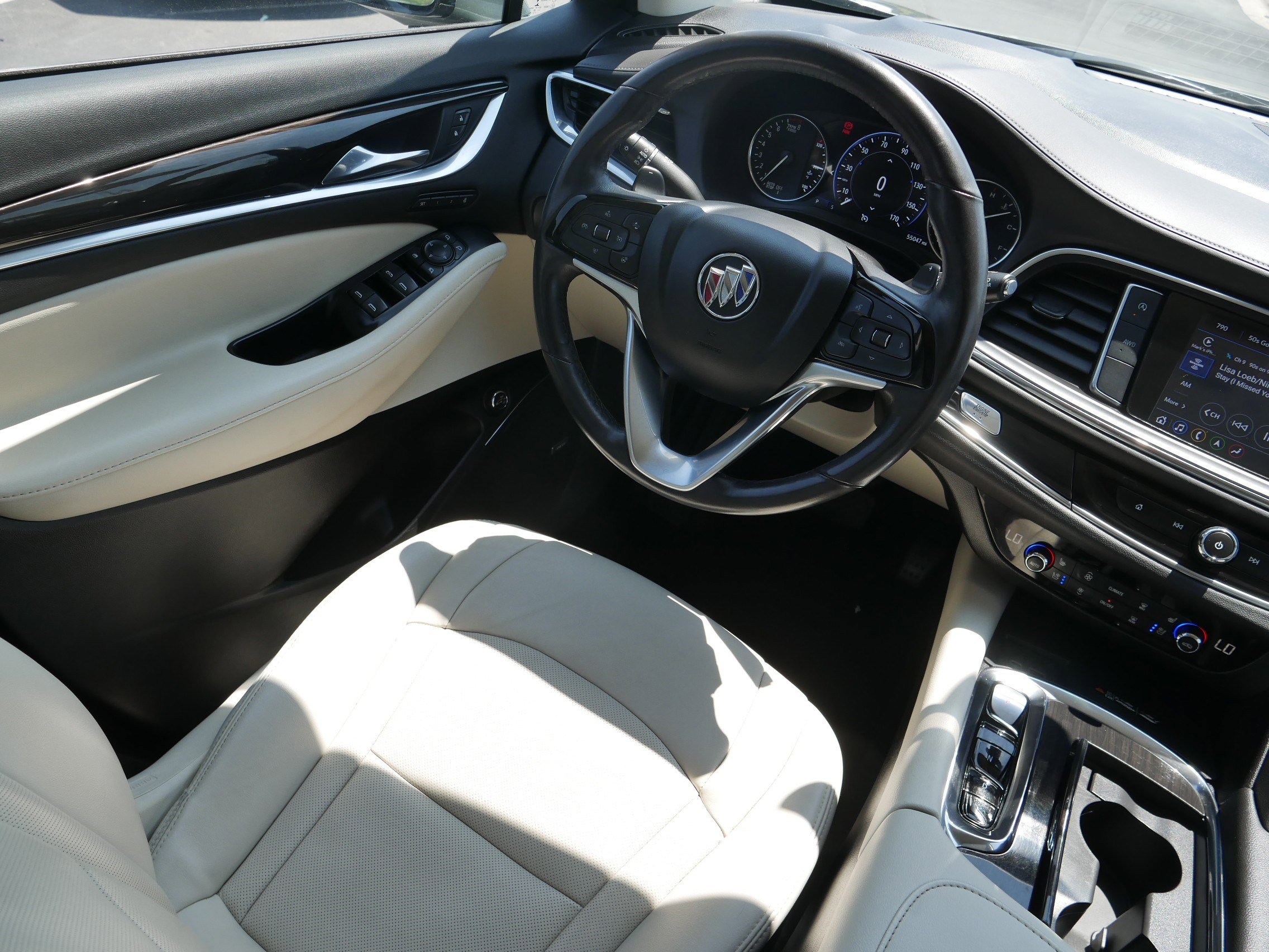 2023 Buick Enclave Premium photo 9