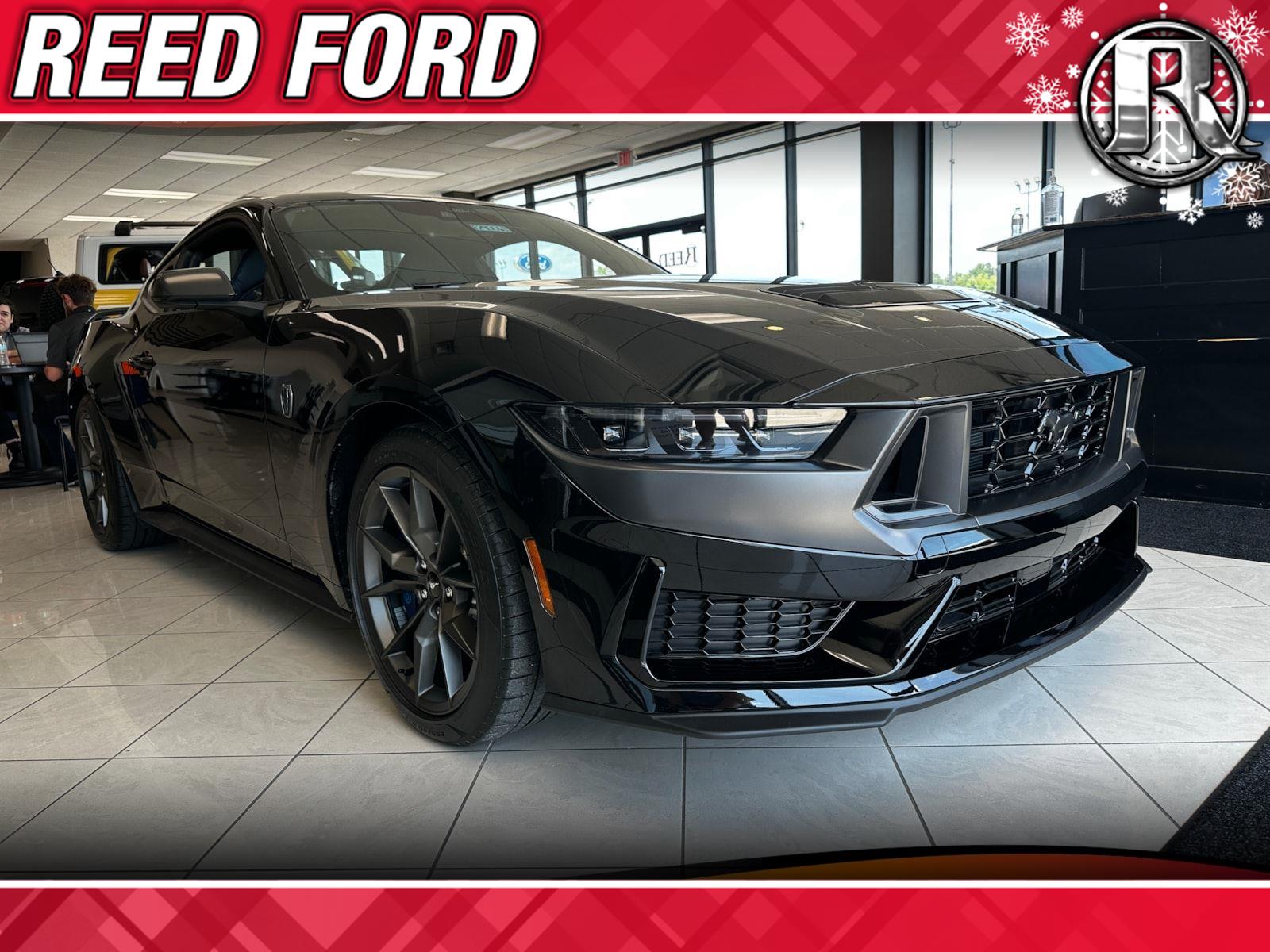 2024 Ford Mustang Dark Horse's photo