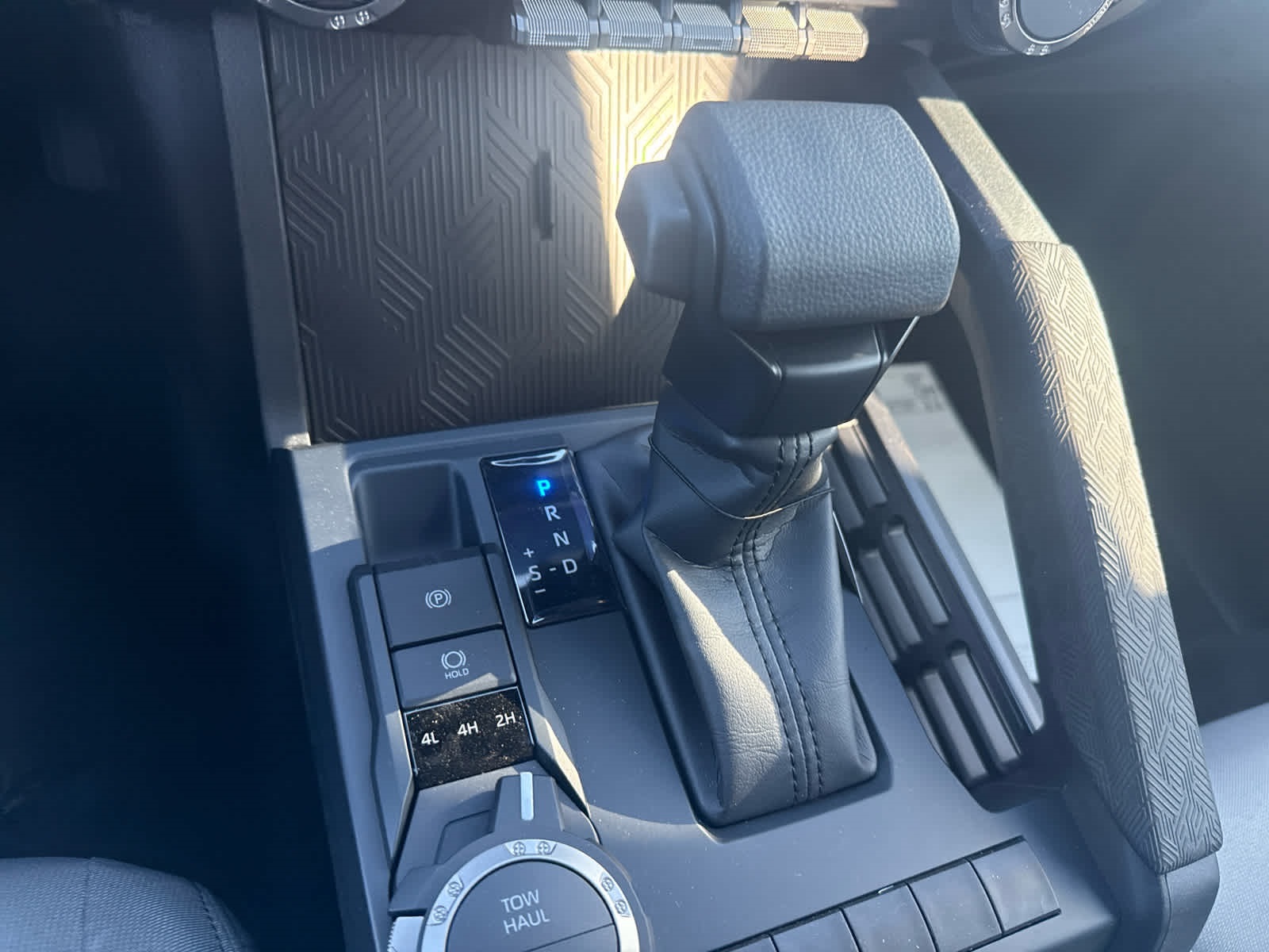 2025 Toyota Tacoma SR5 photo 15