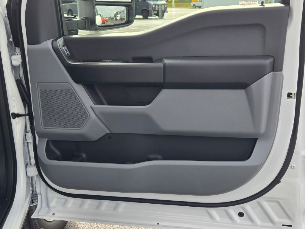 2026 Ford F-250 photo 4