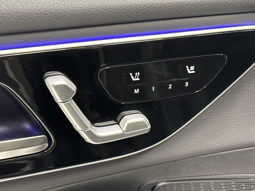 2026 Mercedes Benz GLC 300 photo 10