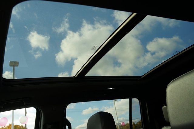 2021 CHEVROLET SUBURBAN - Image 15