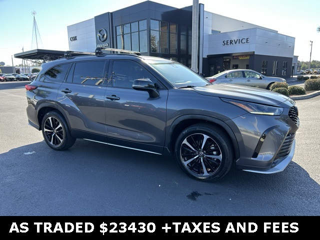 2021 Toyota Highlander XSE's photo