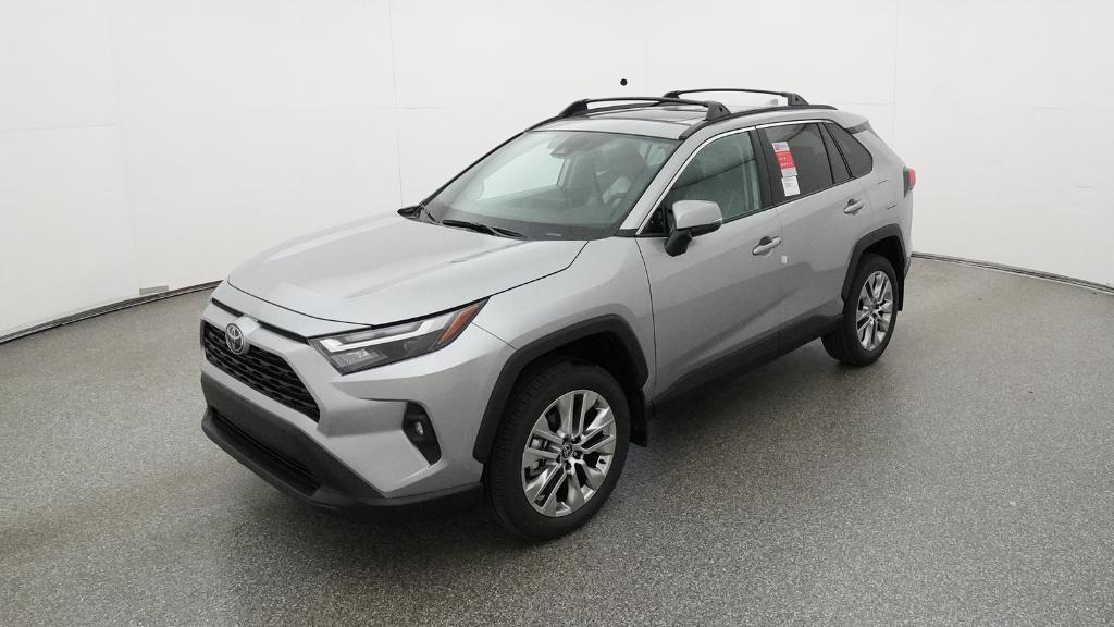 2025 Toyota RAV4 XLE Premium's photo