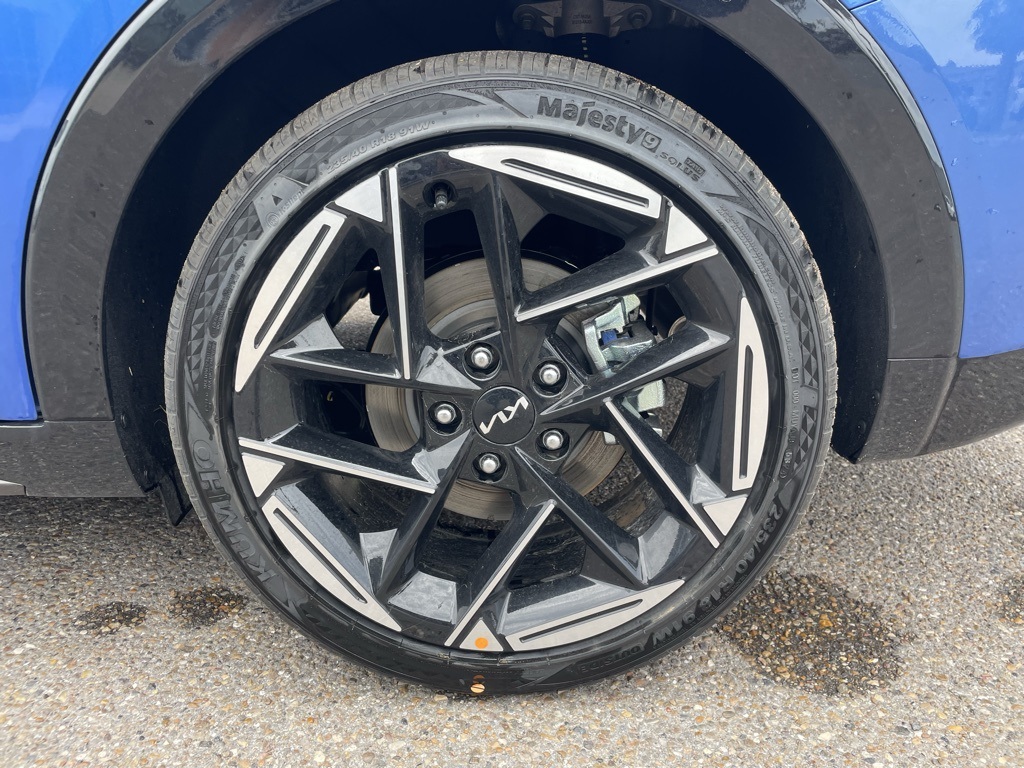 2025 Kia K4 GT-Line photo 23