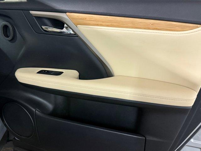 2022 Lexus RX 350L photo 41